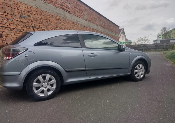 Opel Astra cena 11600 przebieg: 231000, rok produkcji 2006 z Wałbrzych małe 211
